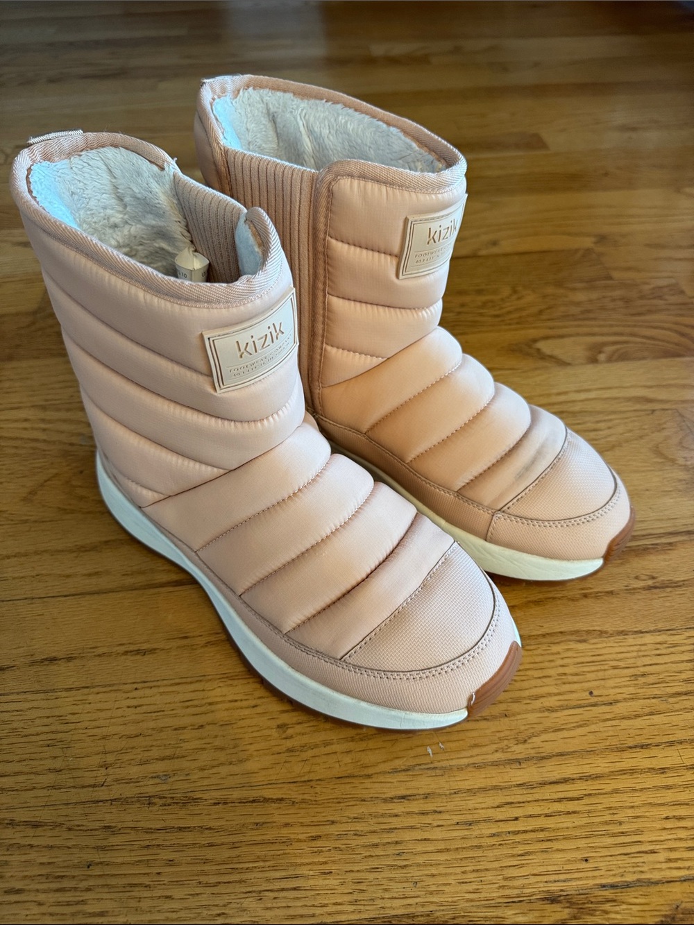 Kizik Women's Blush Pink Insulated Winter Boots used